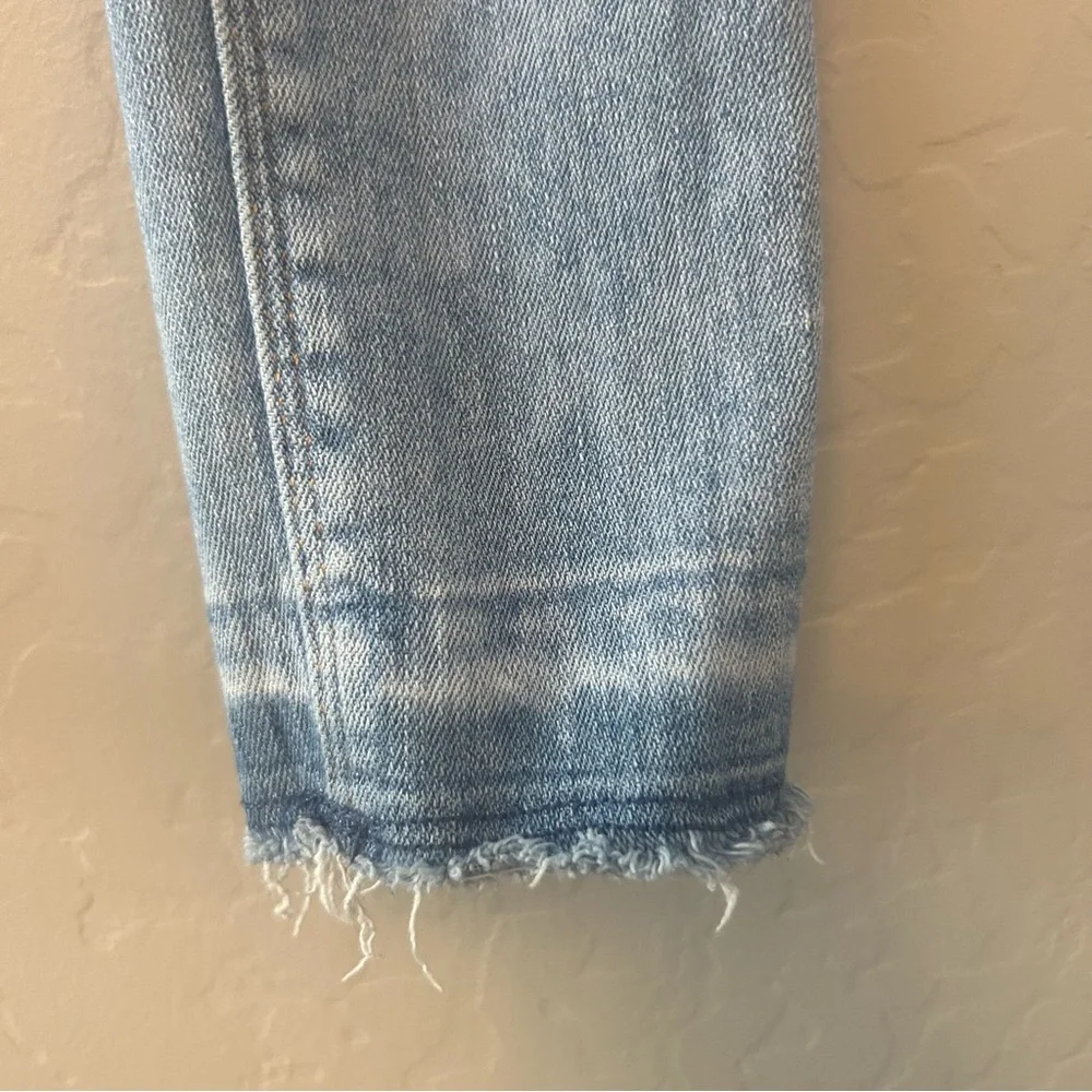 Old navy ballerina light wash distressed denim skinny jeans size 5t